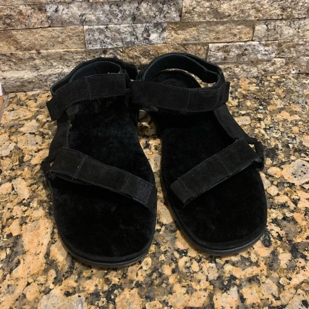 VINCE Vince Men's Destin Suede & Shearling Sandals - Black
